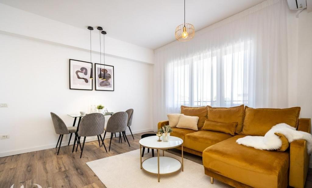 Majestic Apartament With View In Magheru ブカレスト エクステリア 写真